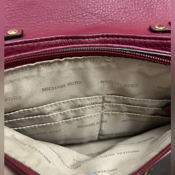EUC Michael Kors Oxblood Wallet on Chain Crossbody Bag. 4 pockets. Liner clean! - Picture 5 of 6